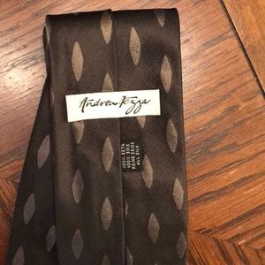 Vintage art deco Andrew Fezza 100% silk/1985